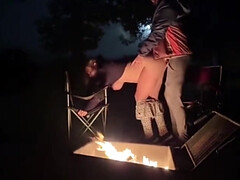 Leie, Blondine, Vollbusig, Klassisch, Kehlenfick, Natürlich, Im freien, Pov