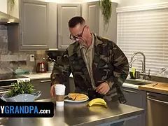 Garganta profunda, Hd, Monstruo, Coño, Montar, Gritar, Tabú, Adolescente