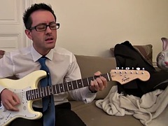 Anal, Gros seins, Sucer une bite, Brunette brune, Branlette thaïlandaise, Hard, Mère que j'aimerais baiser, Adolescente