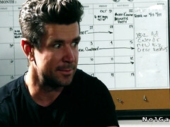 アナル, フェラチオ, イく瞬間, 毛深い, 手コキする, ハードコア, 筋肉, タトゥー