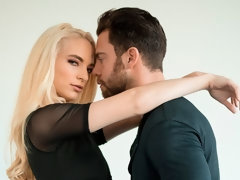 Жопа, Собачьи, Ласковые ручки, Лизание, Массаж, Киски, Молоденькие, Сиськи