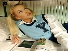 Belleza, Culo grande, Mamada, Morena, Linda, Garganta profunda, Pezones, Trio