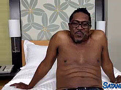 Минет, Постарше, Сперма на лице, Ласковые ручки, Латиноамериканки, Зрелые