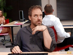 Sucer une bite, Bureau, Fumer, Allumeuse, Nénés