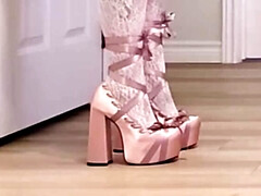 Gorda, Botas, Pareja, Polla, Gorda, Dominacion femenina, Francés, Medias largas