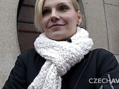 Amateur, Brunette brune, Seins naturels, Pov, Public, Adolescente, Nénés, Toilettes