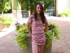 Dichtbij, Extreem, Gapende, Orgasme, Openbaar, Alleen, Spuiten, Onder de rok