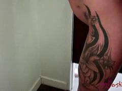 In den arsch, Grosse titten, Blasen, Braunhaarige, Reif, Stiefmutter, Jungendliche (18+), Titten