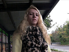 Leie, Blondine, Blasen, Bus, Paar, Hundestellung, Jeans, Im freien