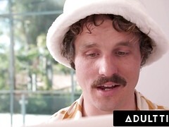 Lieveling, Pijpbeurt, Hardcore, Naakt, Natuurlijke tieten, Realiteit, Anaal likken, Tieten likken