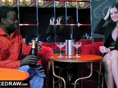 デカ尻, フェラチオ, 茶髪の, チン, 旦那, 異人種間, 馬乗り, オッパイの