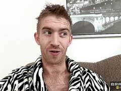 Mamada, Estilo perrito, Corridas faciales, Latina, Tetas naturales, Realidad, Pelirrojo, Nalgadas