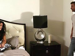 Брюнетки, Семяизвержение, Ласковые ручки, Лизание, Мускулы, Оргазм, Киски, Молоденькие