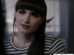 See tranny licks and fucks females slit