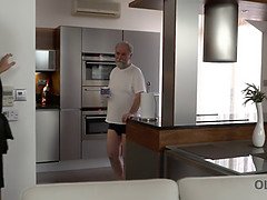 18 ans, Amateur, Anal, Sucer une bite, Hd, Léchez, Mature anale, Adolescente