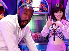 Brown penis is a very good gift for a very slutty hottie Jade Valentine