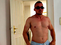 Anal, Culo grande, Tetas grandes, Bikini, Estilo perrito, Masaje, Madres para coger, Tatuaje