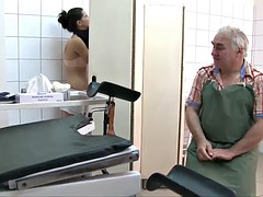 Tussi, Braunhaarige, Rasiert, Jungendliche (18+)