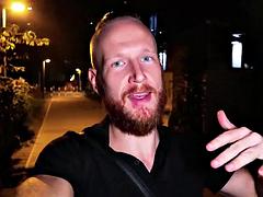 Enthousiasteling, Aziatisch, Naakte man aangeklede vrouw, Masseren, Vrouw