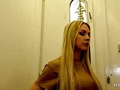 Kehlenfick, Hardcore, Jeans, Öffentlich, Arsch lecken, Rock, Strümpfe, Jungendliche (18+)