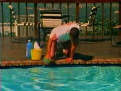 Красотки, Минет, Брюнетки, Семяизвержение, Сперма на лице, Лизание, Бассейн, Винтаж