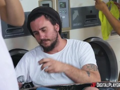 Kont, Bruinharig, Bedriegen, Lesbisch, Doordringend, Realiteit, Tatoeage, Tieten likken