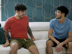 デカチン, 彼氏, カップル, 指いじり, 彼女, なめる, 怪物, オッパイの