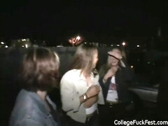 Grote mammen, Sperma shot, Hardcore, Hd, Feest, Zuigen, Tiener, Tieten likken