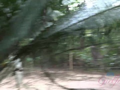 Enthousiasteling, Sperma in mond, Voetbeurt, Vriendin, Gezichtspunt, Openbaar, Kut duiken, Tieten likken