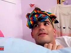 Keira Croft catches her brutha Nathan Bronson sniffing her pants