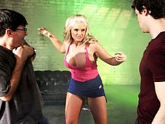 Большая жопа, Большой член, Большие сиськи, Блондинки, Минет, Собачьи, Милф, Сиськи