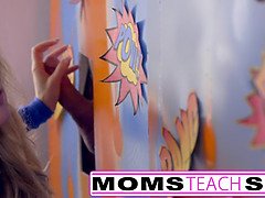 Большой член, Минет, Застукали, Семяизвержение, Дыра в стене, Хд, Тощие, Втроем