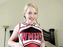 Enthousiasteling, Grote kont, Blond, Pijpbeurt, Hondjeshouding, Natuurlijke tieten, Tiener, Tieten likken