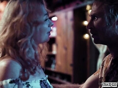 Pijpbeurt, Mollig, Diep in de keel, Lul, Hd, Likken, Moeder die ik wil neuken, Natuurlijke tieten