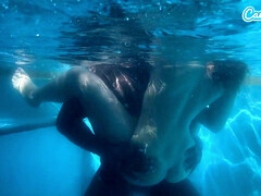 Gros cul, Grosse bite, Noire, Sucer une bite, Hd, Piscine, Adolescente, Sous marin