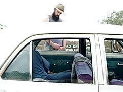 Verga grande, Coche, Fetiche, Peludo, Hd, Masturbación, Al aire libre, Voyeur