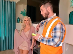 Blondine, Blasen, Hundestellung, Handjob, Milf, Muschi, Strümpfe, Entkleiden