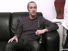 ぽっちゃり, デカ尻, デカチン, デカパイ, ビッチ, 捕まる, Hd, 自然山雀