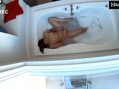 Няня, Большая жопа, Глубокая глотка, От первого лица, Киски, Сиськи, Вибратор, Подглядывание