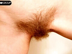 18, 素人, お尻, 毛深い, オナニー, オマンコ, 一人, ストリッピング
