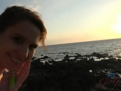 Cul, Pieds, Branlette thaïlandaise, Petite amie, Fille latino, Mamelons bombés, Chatte, Fumer