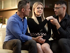 18 años, Culo grande, Verga grande, Mamada, Estilo perrito, Tetas naturales, Adolescente, Tetas