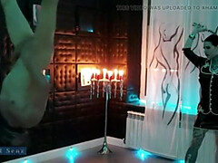 Nana, Homme nu et filles habillées, Domination, Femme dominatrice, Allemand, Hd, Latex, Punition