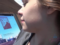 Amateur, Plage, Petite amie, Nue, Petite femme, Pov, Chatte, Mouillée