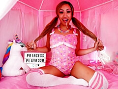 Grote kont, Grote lul, Grote mammen, Handbeurt, Likken, Masturbatie, Mager, Tiener