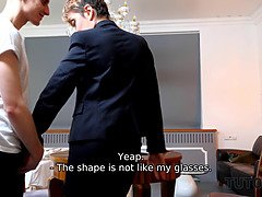 フェラチオ, ズームショット, バック, 毛深い, Hd, ロシア人, フェラする, 教師