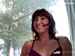 Pijpbeurt, Sperma shot, Hondjeshouding, Hd, Masseren, Openbaar, Geschoren, Tiener