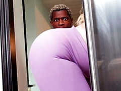 Culo grande, Tetas grandes, Rubia, Mamada, Estilo perrito, Interracial, Madres para coger, Cabello corto