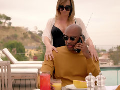 Rubia, Engañando, Estilo perrito, Corridas faciales, Interracial, Montar