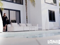 Grosser schwanz, Grosse titten, Betrug, Hundestellung, Latina, Milf, Muschi, Hintern versohlen